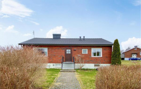 2 Bedroom Gorgeous Home In Tanumshede, Tanumshede
